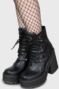 Broom Rider Boots [B]