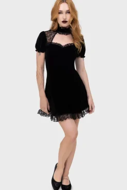 Julienne Velvet Keyhole Dress [B]